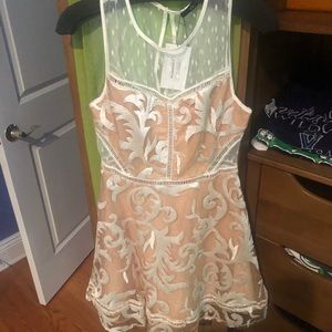 Ark and Co Gilda Dress! Size Small